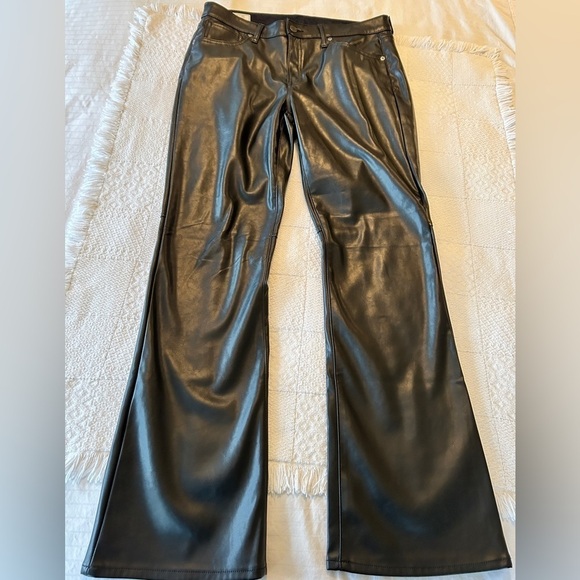 GAP Vegan Leather Pants Black Mid Rise Baby Boot Cut Women's Size 31 12R - Picture 11 of 15